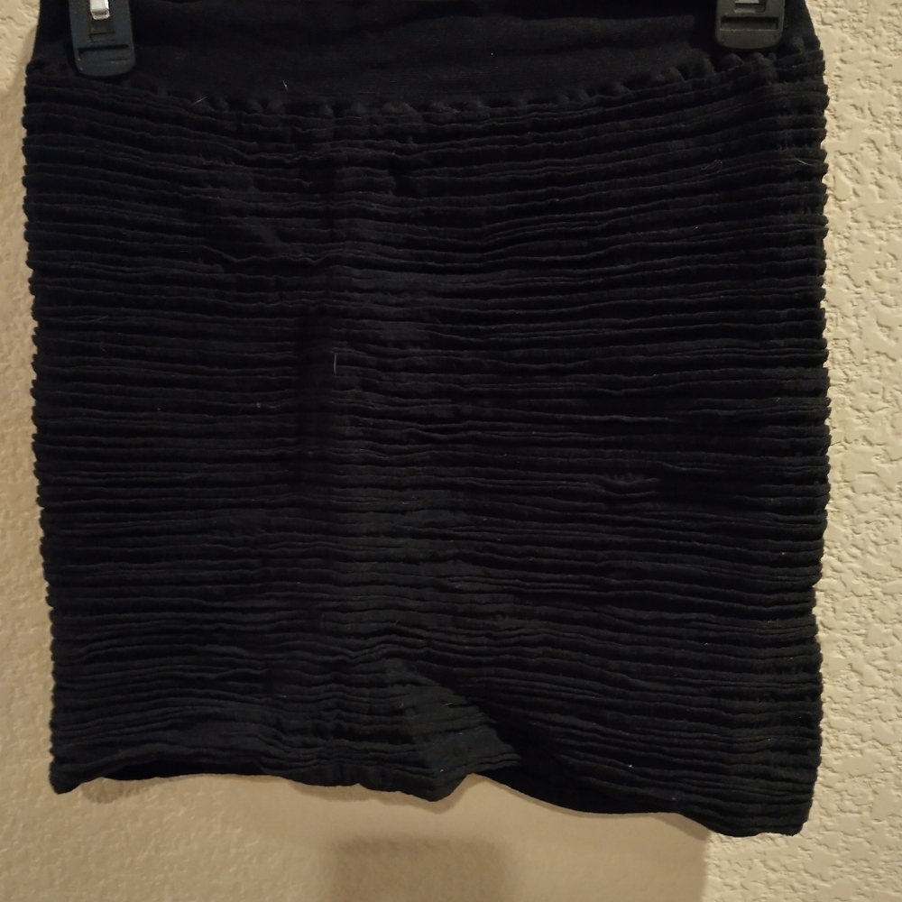New Fashion, size M, black skirt